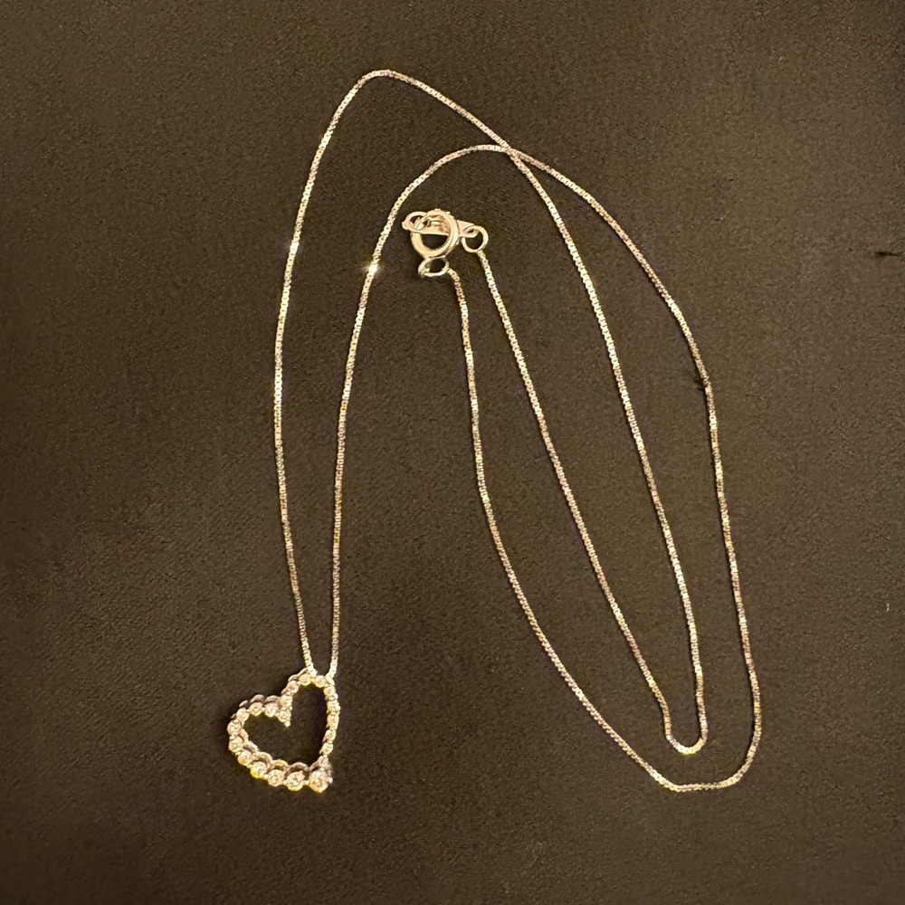Kay Jewelers Diamond Heart Necklace 1/5 ct tw Round-cut 10K White Gold